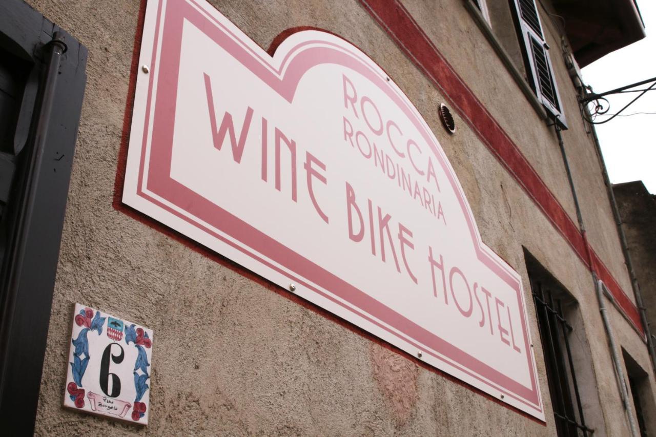 Winebikehostel Rocca Grimalda Exteriör bild